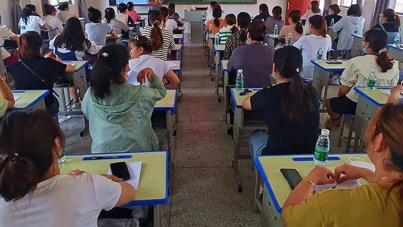 成人教育非全日制与全日制：社会认可度背后的差异解析