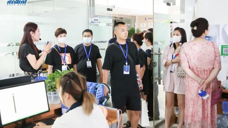 小标题：课程含金量，是衡量标准之一